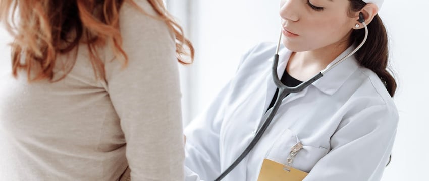 Работа медицинских учреждений в мае