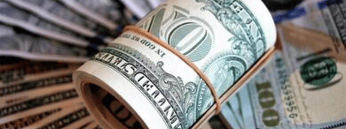 На границе из-за наличных можно попасть на деньги и заработать даже «уголовку». Что важно знать об этом и что ни в коем случае не делать?