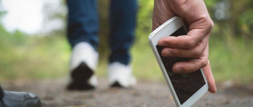 В Гомеле молодая мама дала отпор грабителю
