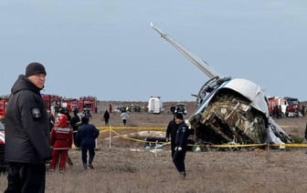 Алиев вернулся в Баку с саммита в Петербурге из-за крушения самолета