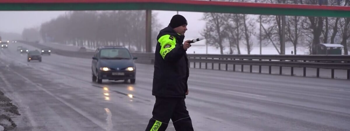 Экипажи «Стрелы» в двух областях и ночные «отработки» дорог. В ГАИ предупредили о рейдах в выходные по всей Беларуси — Видео