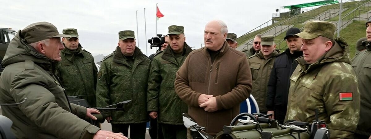 Александр Лукашенко: решение о выводе ядерного оружия из Беларуси в 90-х