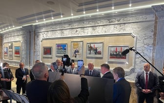 «Жмут со всех сторон» — Лукашенко объяснил, почему «цепляется за советское время» и почему белорусам «легче не будет»