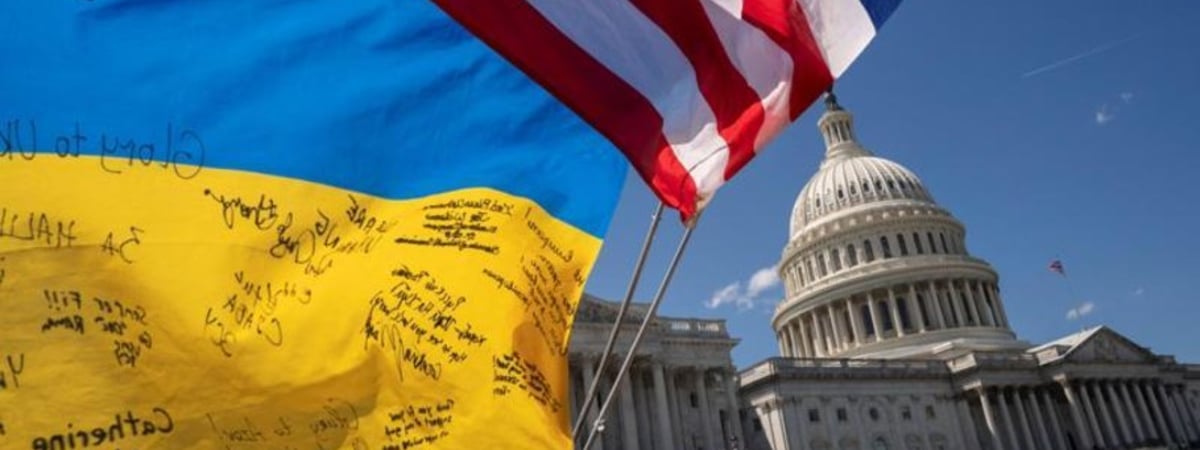 Палата представителей США уверенно одобрила выделение $61 млрд на поддержку Украины, в том числе военную