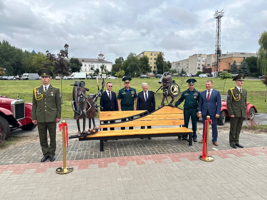 В Бресте на Набережной появился новый арт-объект