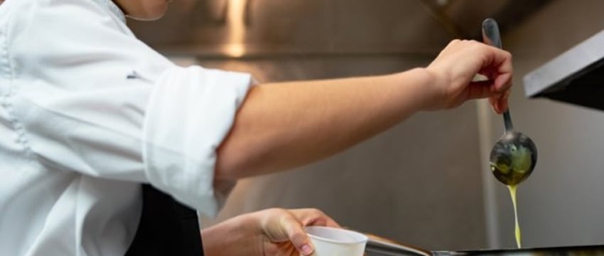 На какую минимальную зарплату могут рассчитывать подростки в Беларуси