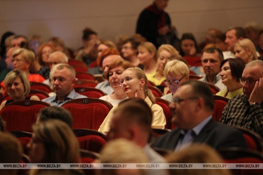 Более 20 спектаклей за шесть дней. В Бресте завершился фестиваль «Белая Вежа»