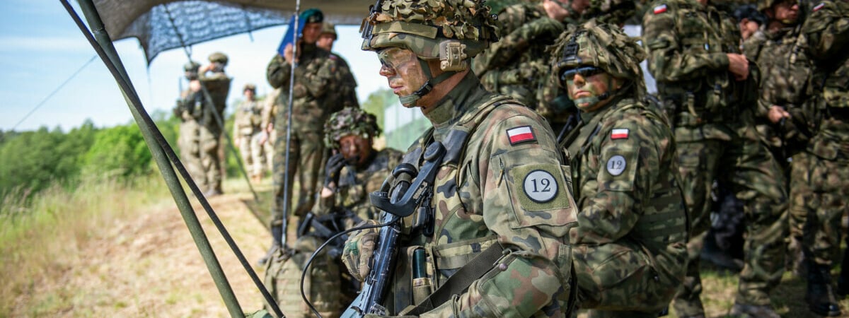 Глава МИД Польши Сикорский рассказал о создании новой военной структуры в Европе. Что известно?