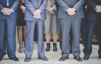 «Вплоть до увольнения». Госслужащим разослали инструкцию, как себя вести