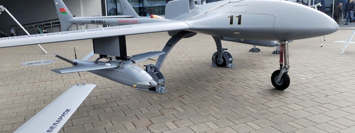 Минобороны предупредило белорусов о военной технике на дорогах и ударных дронах и авиации в небе