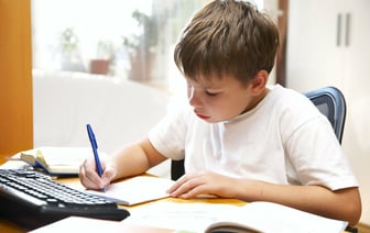 Нужно ли покупать новый дневник, если школьник исправил там ошибку? В Минобразования ответили белорусам — Полезно