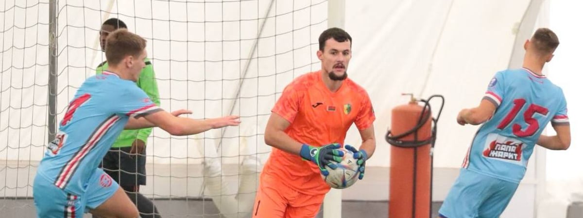 Футболисты «Немана» провели первый матч зимнего турнира в Бресте