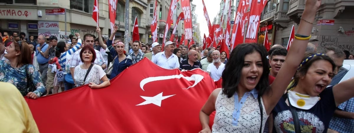 «Никто не придёт на ваши концерты» — Звёзды начали отменять концерты в Турции