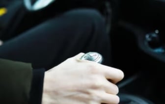 Почему белорусы не могут продать свои авто за рубежом