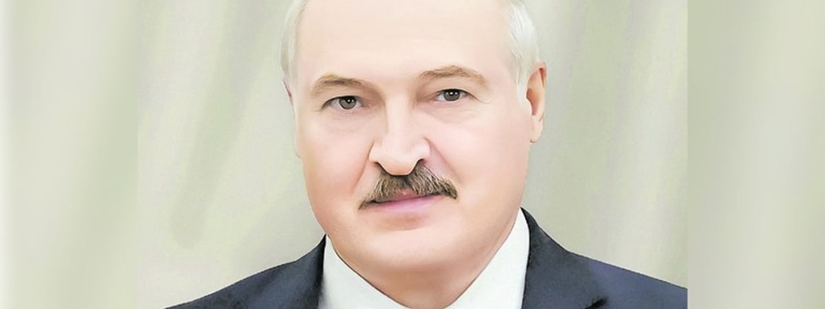 Лукашенко заметно «омолодился» к выборам, сбросил лет 20. Фотофакт