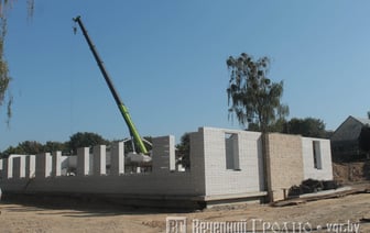 Фотофакт. Посмотрите, как выглядит стройплощадка на месте казарм в центре Гродно