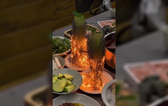 «Парикмахеры возьмут на заметку» — В TikTok видео с подачей «тлеющих» бокалов собрало более 3,5 млн просмотров — Видео