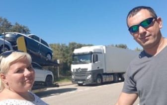 Не только молодежь идёт в дальнобой! Семья «за 40» объехала 25 стран и рассказала о парном заработке на фуре