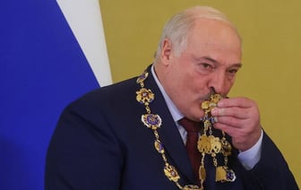 По ОНТ рассказали, что Лукашенко «уже давно эволюционировал» из батьки в «отца нации»