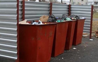 В доме никто не живет. Почему нужно платить за вывоз отходов, рассказали в ЖКХ