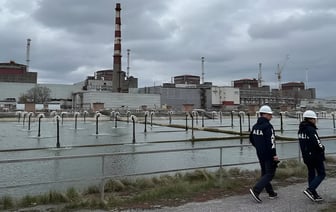«Имитационный» удар? В МАГАТЭ заявили о трёх прямых попаданиях по Запорожской АЭС