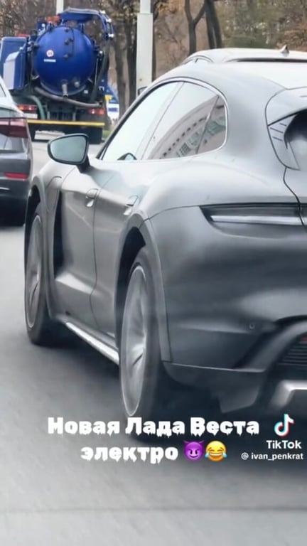 Белорус переделал Porsche в Lada Vesta
