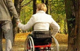 Новая услуга для инвалидов появилась в Беларуси – персональный ассистент