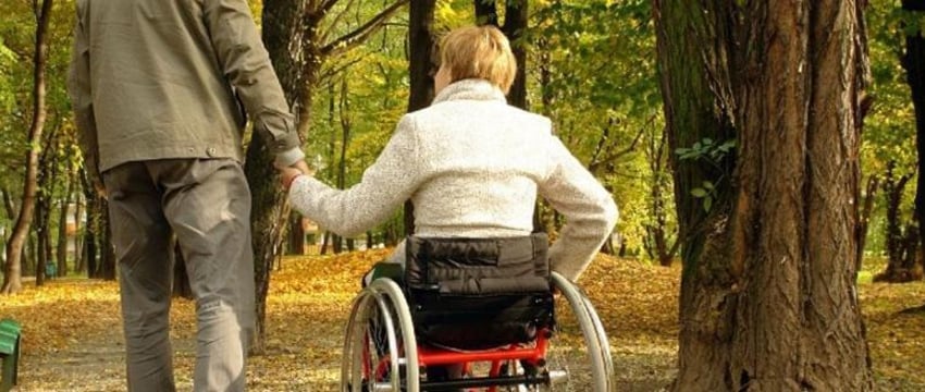 Новая услуга для инвалидов появилась в Беларуси – персональный ассистент