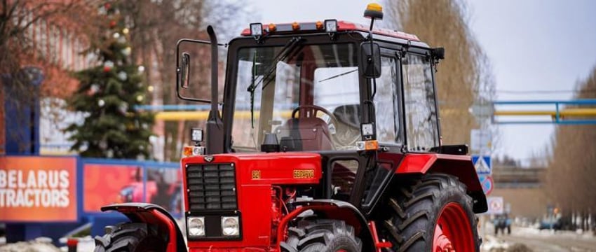 МТЗ сменит цвет тракторов Belarus с синего на красный