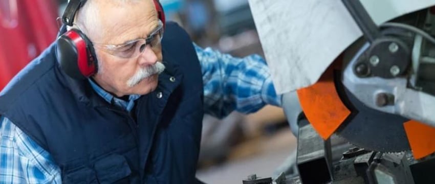 Назван размер максимальной доплаты работающим пенсионерам в 2025 году