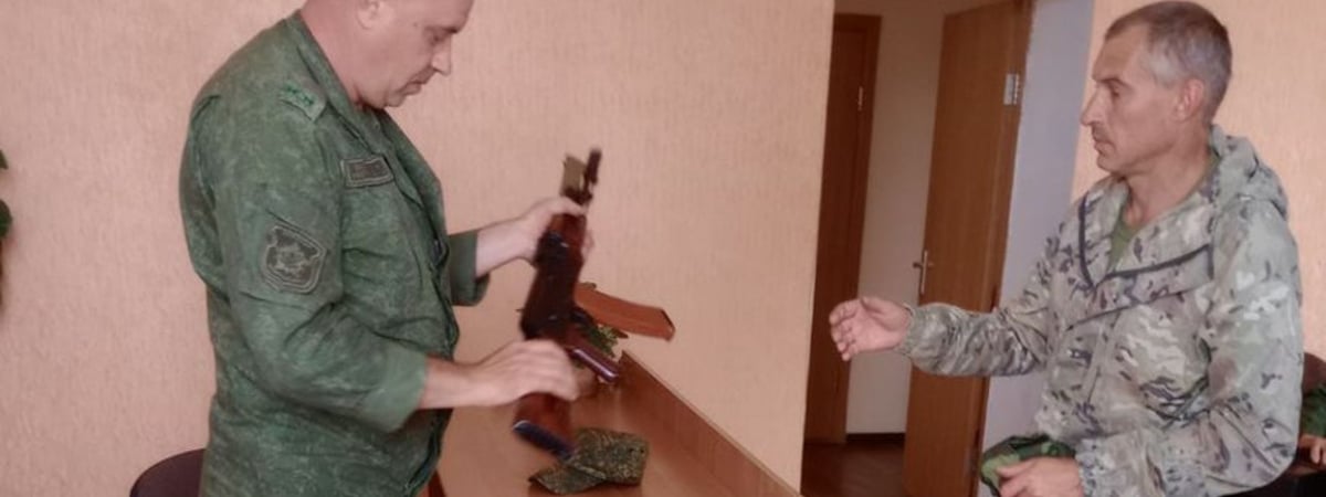 В беларуской армии заявили, что в случае прихода ВСУ раздадут людям оружие. Экс-военный оценил перспективы такого шага