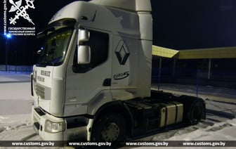 Водитель пытался провезти в тайнике запчасти — из-за этого могут конфисковать транспорт