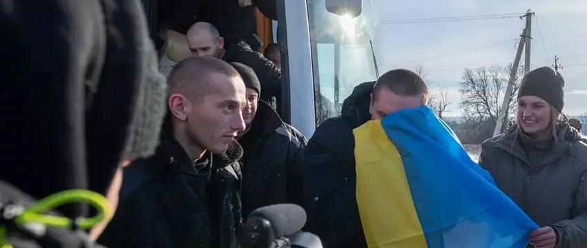Россия и Украина провели большой обмен военнопленными – почти по 200 человек
