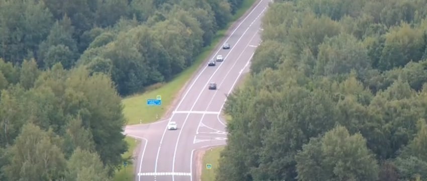 ГАИ показала, как «охотится» за нарушителями с помощью дронов