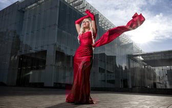 «Эти лавочки – просто моя любовь!». Жители Полоцка рассказали, как похорошел город и где теперь особенно уютно