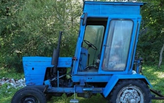 Белорус собрал трактор из деталей для машин