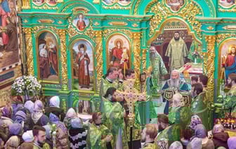 Зеленский подписал закон, позволяющий запретить деятельность православной церкви