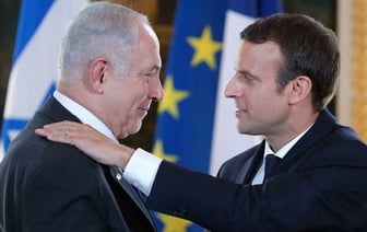 Макрон призвал Нетаньяху предотвратить "столкновение Израиля и "Хезболлы"