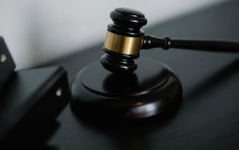 Минюст США не увидел оснований судить Байдена за секретные документы в гараже