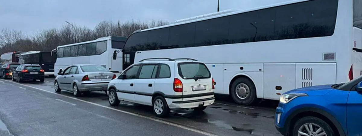 В ЕС не впустили автобус, который вёз молдовских детей через Беларусь