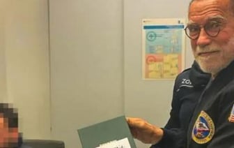 Шварцнеггера задержали в аэропорту Германии и заставили платить за часы