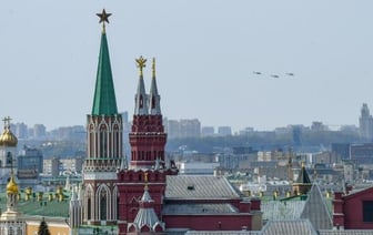 В Кремле прокомментировали присвоение звания певцу Шаману
