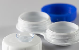 «Это способ продать абсолютно все». Белоруска возмутилась покупкой со странным сроком годности