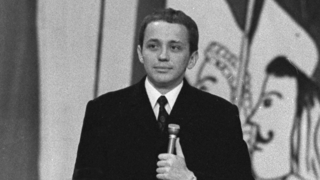 Умер ведущий КВН Александр Масляков