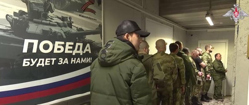 Отомстить за "Крокус": Минобороны рассказало, почему россияне подписывают контракты