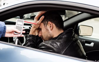 В Лиде пьяный сел за руль чужого авто и попал на нем в ДТП