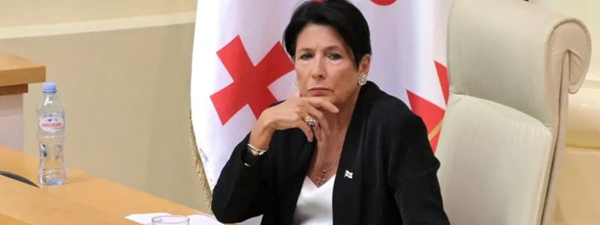 Президент Грузии наложила вето на закон об 'иностранных агентах'