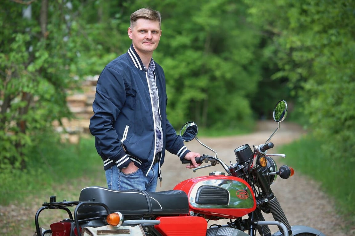 Житель Брестской области несколько лет восстанавливал чехословацкую Jawa 634. Посмотрите, что у него получилось
