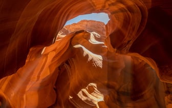 США воссоздают на авиабазе в Британии хранилища для ядерного оружия