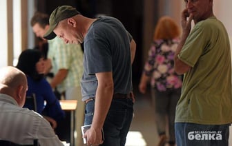 Житель Гомеля хочет навести справки о работодателем за границей. Куда обращаться?